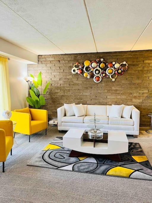 Honoray-Kes Apartamento Monroeville Exterior foto